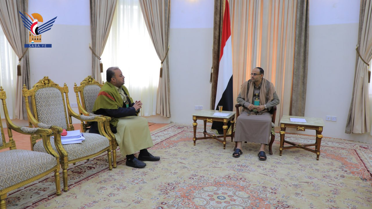 الرئيس المشاط: الشعب اليمني يستحق بذل قصارى الجهود لتقديم أفضل الخدمات له